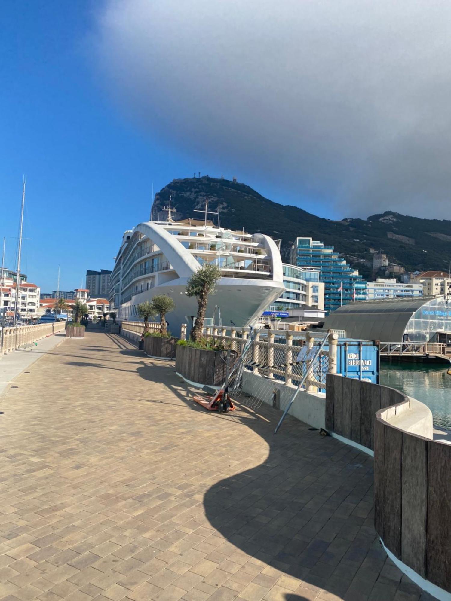 Marina Club Luxury Private Studio With Pool And Incredible Views Gibraltar Exterior foto